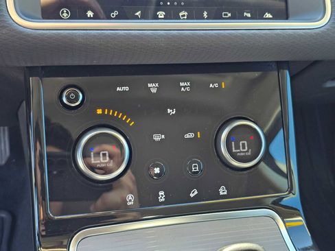 Used 2020 Land Rover Range Rover Evoque S image 31