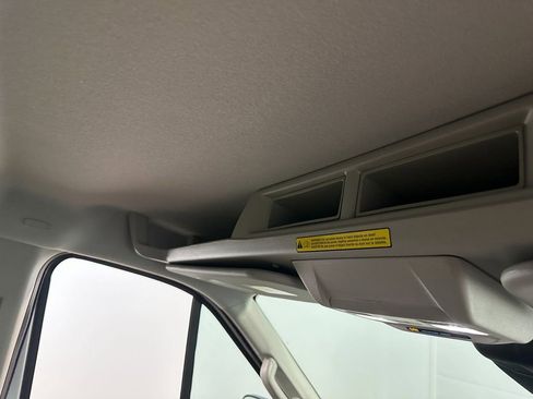 Used 2023 Ford Transit 350 DRW AWD image 88
