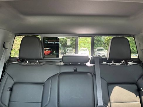 Used 2024 GMC Sierra 2500 Denali w/ Denali Reserve Package AWD/4WD image 42