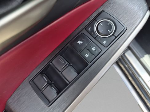Used 2019 Lexus IS 300 F Sport w/ F Sport Package RWD image 10