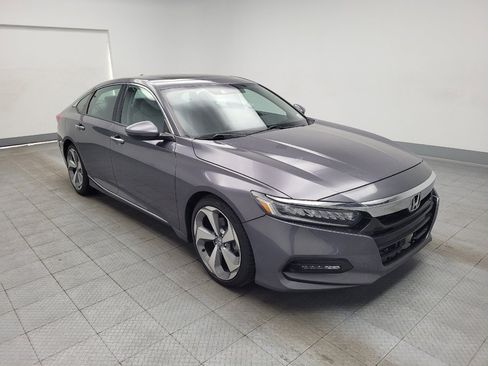 Used 2018 Honda Accord Touring image 13