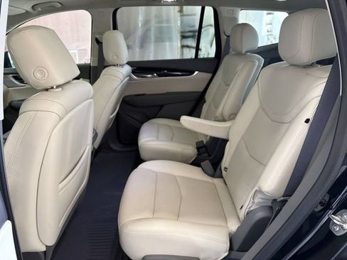Certified 2024 Cadillac XT6 Premium Luxury w/ LPO, Floor Liner Package AWD/4WD image 24