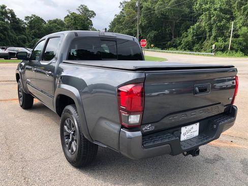 Used 2023 Toyota Tacoma SR5 image 4