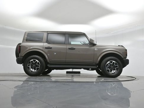 New 2026 Ford Bronco Outer Banks AWD/4WD image 46