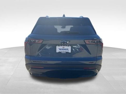 New 2026 Chevrolet Equinox RS image 4