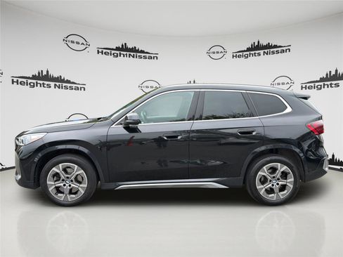 Used 2025 BMW X1 xDrive28i AWD/4WD image 2