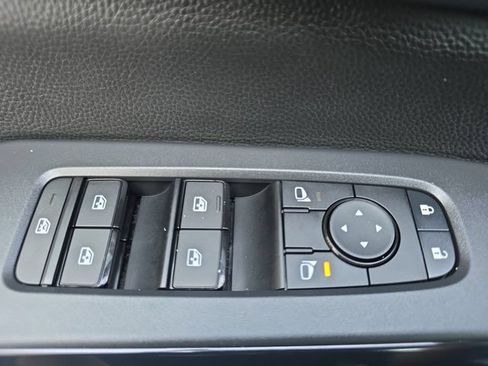 New 2026 Nissan Pathfinder SV AWD/4WD image 29