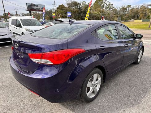 Used 2013 Hyundai Elantra GLS w/ Preferred Pkg image 7