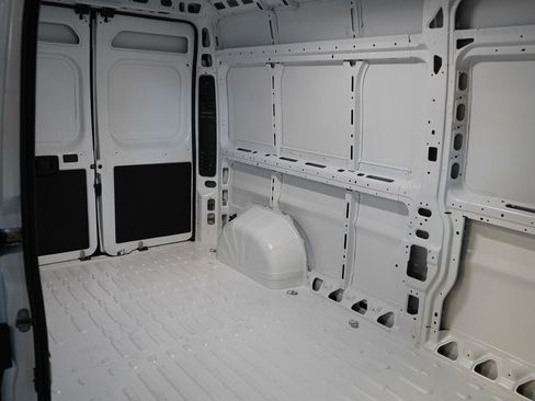 New 2026 RAM ProMaster 2500 w/ Convenience Group FWD image 22