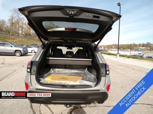 Used 2025 Subaru Forester Premium image 15