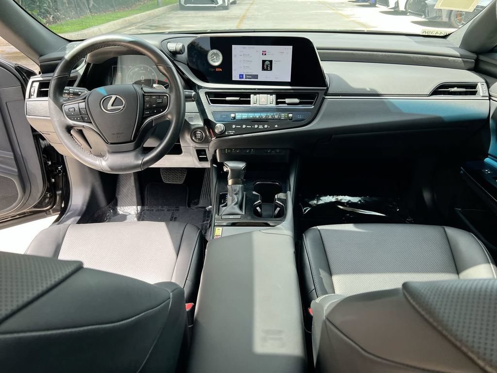 Certified 2024 Lexus ES 350 w/ Premium Package FWD image 20
