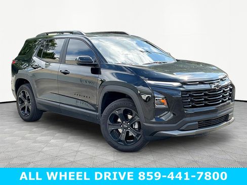 Used 2025 Chevrolet Equinox LT w/ Convenience Package II AWD/4WD image 3