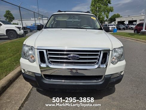 Used 2010 Ford Explorer Sport Trac XLT RWD image 2