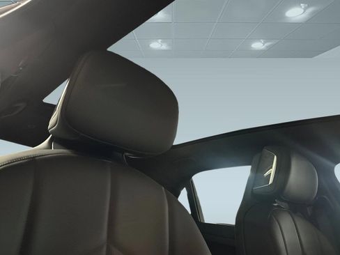 New 2026 BMW 740i image 13