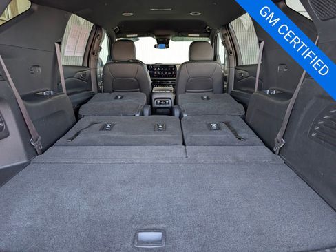 Certified 2025 Chevrolet Traverse LT image 35