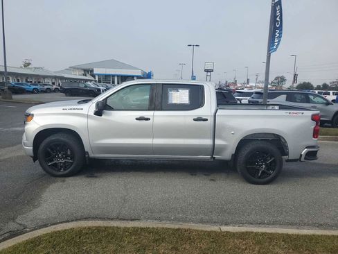 Certified 2022 Chevrolet Silverado 1500 Custom w/ LPO, Dark Essentials Package image 2