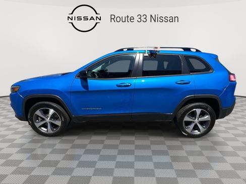 Used 2022 Jeep Cherokee Limited AWD/4WD image 5