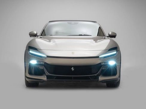 Used 2024 Ferrari Purosangue image 4