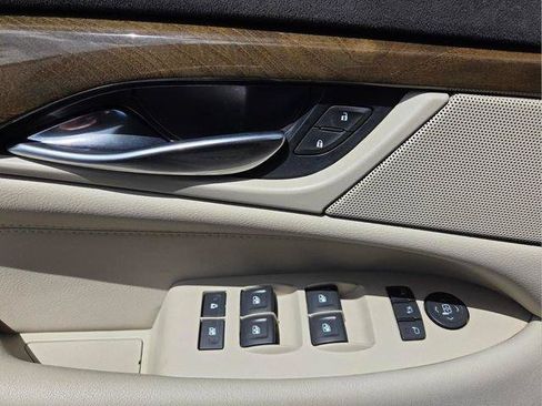 Used 2020 Cadillac Escalade ESV Premium Luxury AWD/4WD image 25