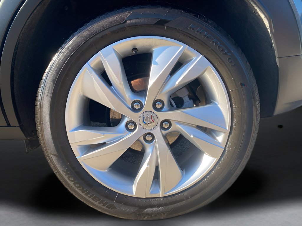 Used 2025 Buick Encore GX Preferred FWD image 32