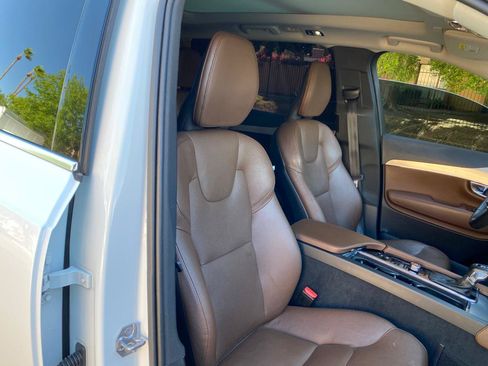 Used 2019 Volvo XC90 T5 Momentum AWD/4WD image 53