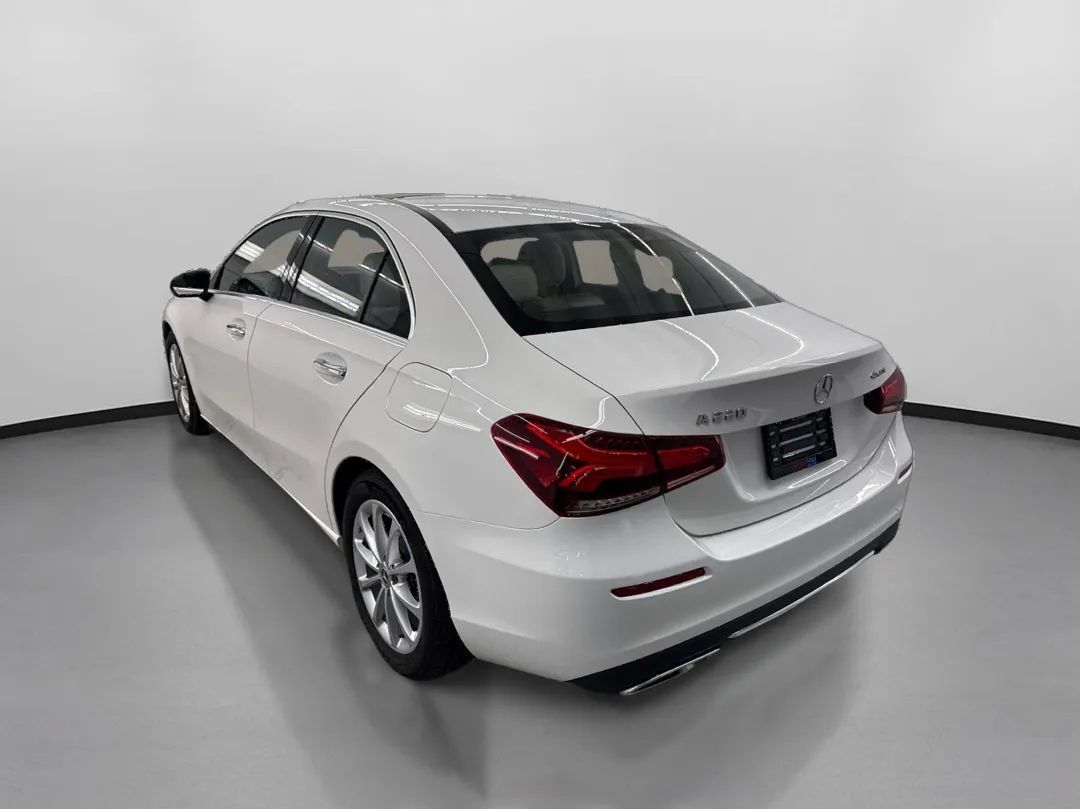 Used 2021 Mercedes-Benz A 220 4MATIC image 7