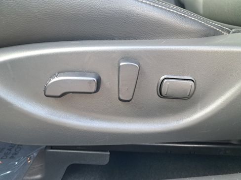 Certified 2022 Nissan Maxima SV w/ Floor Mat Group FWD image 17