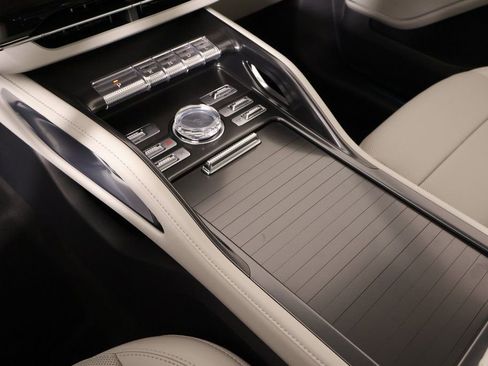 New 2026 Lincoln Nautilus Premier w/ Equipment Group 102A AWD/4WD image 8