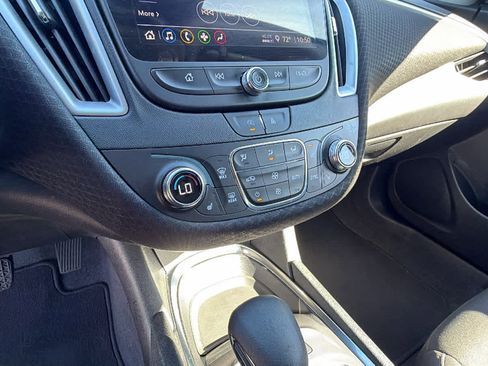 Used 2023 Chevrolet Malibu LT image 14