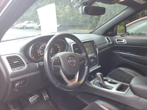 Used 2017 Jeep Grand Cherokee Altitude RWD image 18