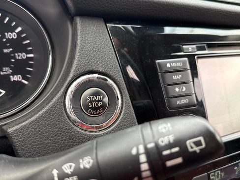 Used 2019 Nissan Rogue SL w/ Premium Package AWD/4WD image 27