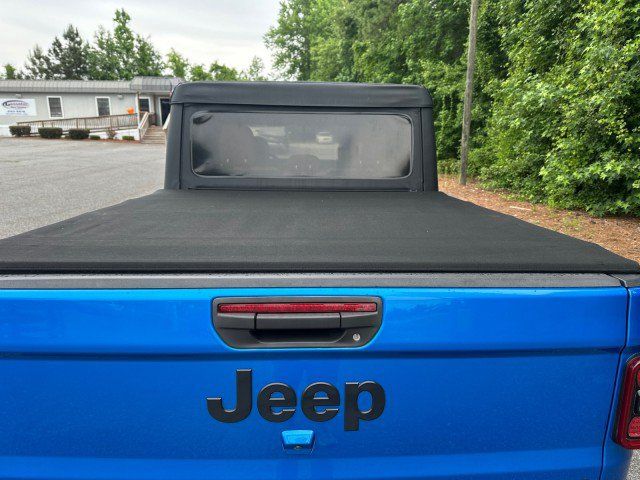 Used 2020 Jeep Gladiator Sport w/ Quick Order Package 23S AWD/4WD image 5