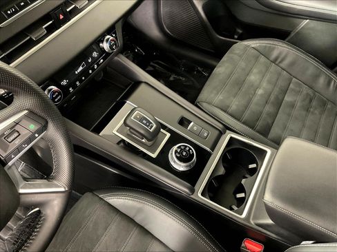 Used 2022 Mitsubishi Outlander SE FWD image 17
