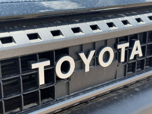 Used 2025 Toyota Land Cruiser AWD/4WD image 32