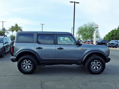 Certified 2025 Ford Bronco Badlands AWD/4WD image 7