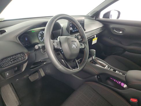 Certified 2026 Honda HR-V Sport image 11