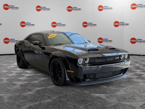 Used 2022 Dodge Challenger SRT Hellcat RWD image 3