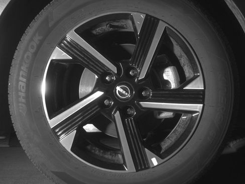 Used 2025 Nissan Sentra SV image 13