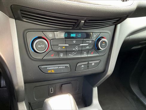 Used 2018 Ford Escape SEL AWD/4WD image 16