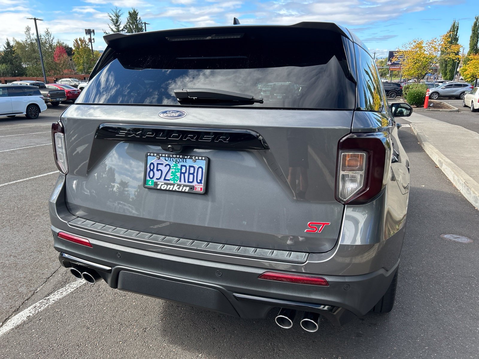 Used 2022 Ford Explorer ST w/ Equipment Group 401A AWD/4WD image 5