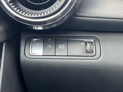 Used 2025 Chevrolet Equinox LT image 22