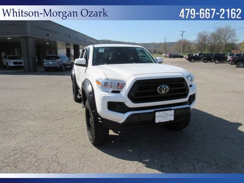 Used 2022 Toyota Tacoma SR image 23