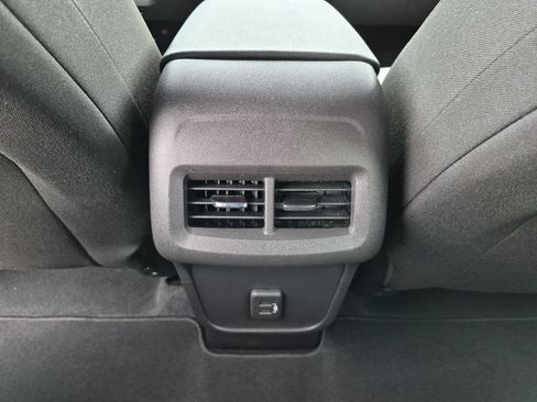 Certified 2024 Chevrolet Equinox LS FWD image 21