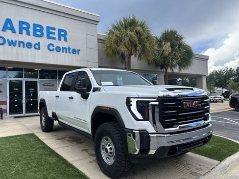 Used 2024 GMC Sierra 2500 Pro w/ Fleet Convenience Package AWD/4WD image 2