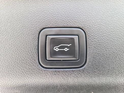Used 2024 Cadillac Escalade Sport AWD/4WD image 7