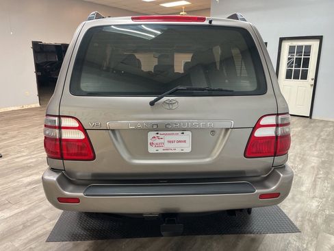 Used 2003 Toyota Land Cruiser image 8