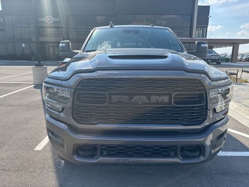 Used 2023 RAM 2500 Limited image 2