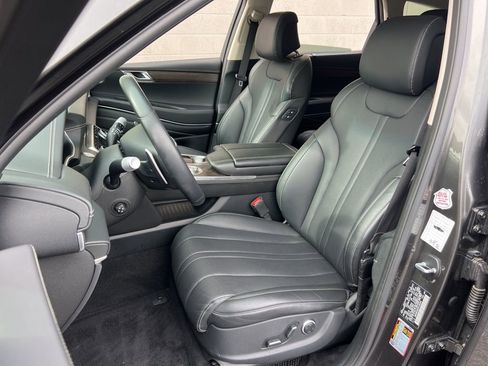 Used 2024 Genesis GV80 2.5T image 22