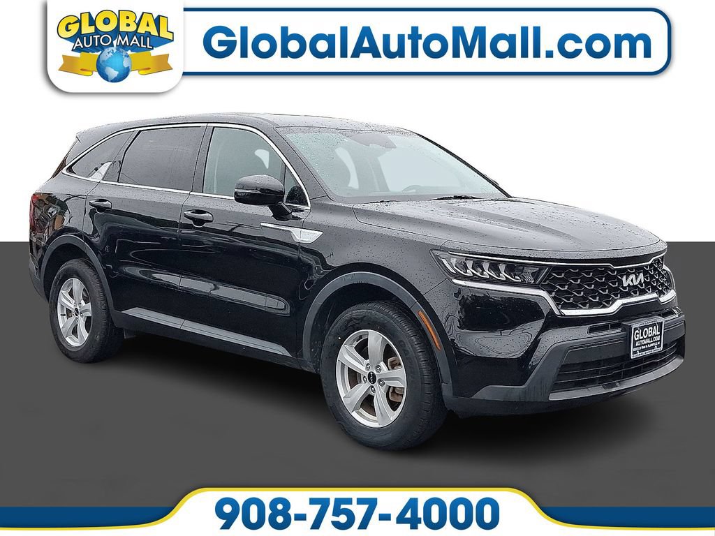 Used 2023 Kia Sorento LX AWD/4WD image 1