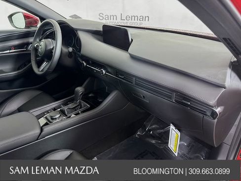 Used 2025 MAZDA MAZDA3 s image 28
